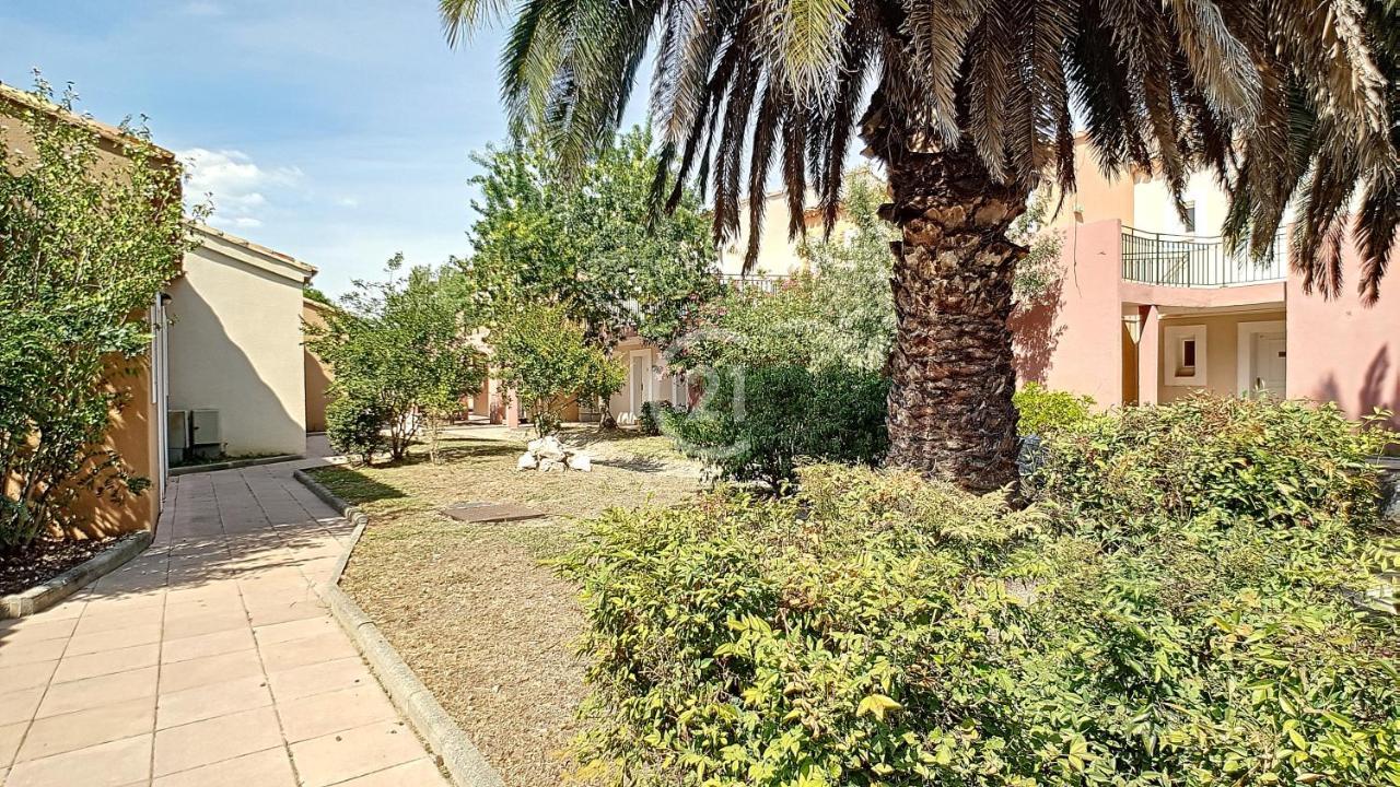 Appartement Village 9 En Residence De Vacances En Camargue Arles Exterior foto